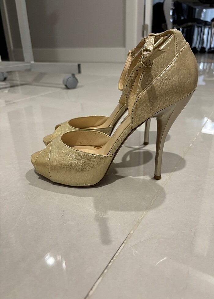 Ninewest 39 numara burnu açık bilekten bağlamalı topuklu ayakkab - Görsel 3