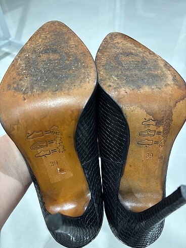 GeorgeHoog orijinal ) Divarese , 39 numara , hakiki deri , dehşe - Görsel 7