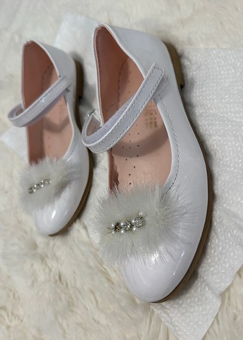 Beyaz Kürklü Kız Babet Ayakkabı - Görsel 5