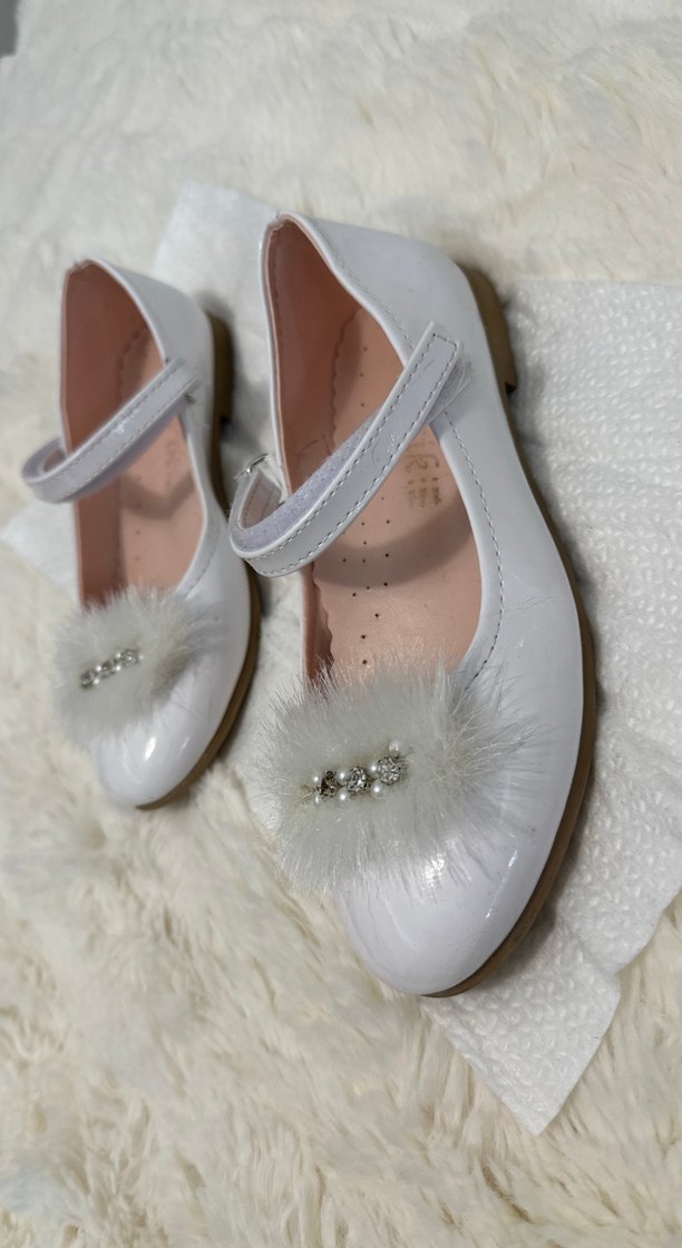 Beyaz Kürklü Kız Babet Ayakkabı - Görsel 5