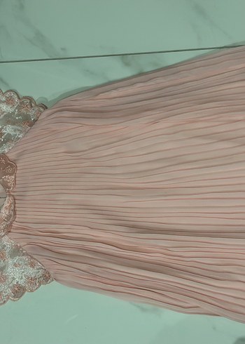 Pembe Piliseli Nakışlı Kız Elbisesi - Görsel 2