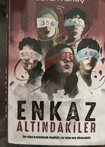 Beyza Alkoç - Enkaz ve Altındakiler Roman Seti