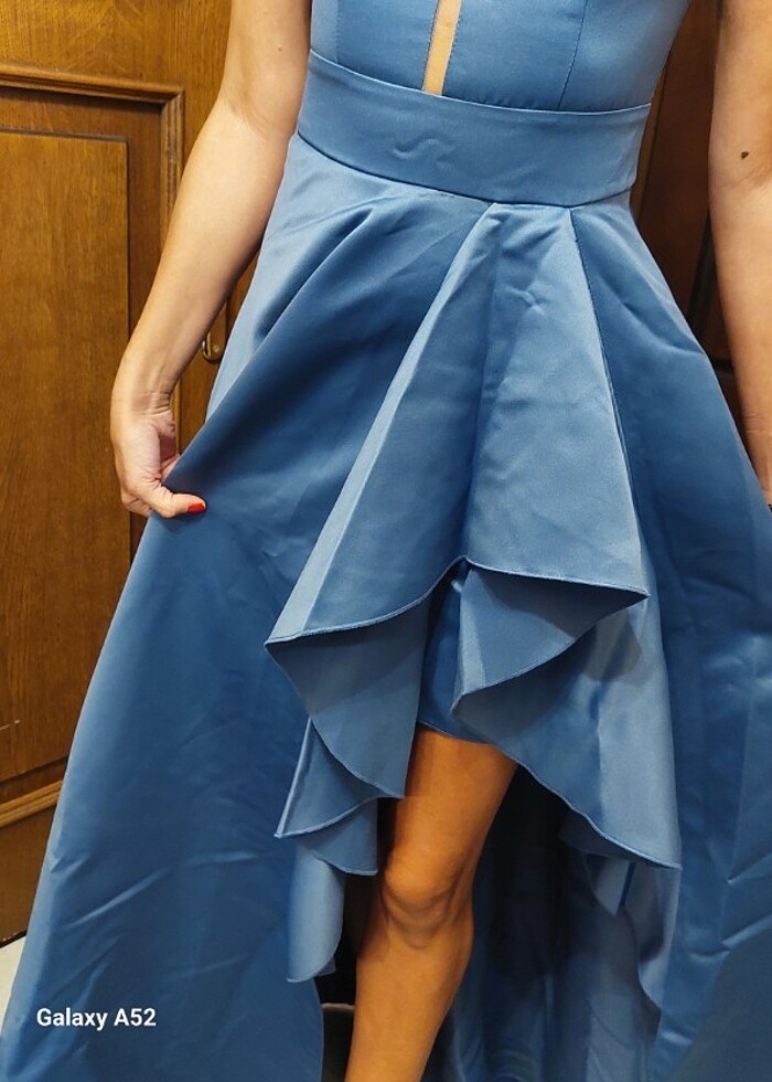 Fırfır detaylı uzun elbise - Görsel 4