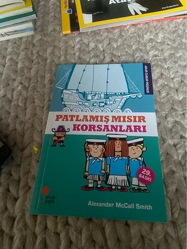 Patlamış mısır korsanları kitabı