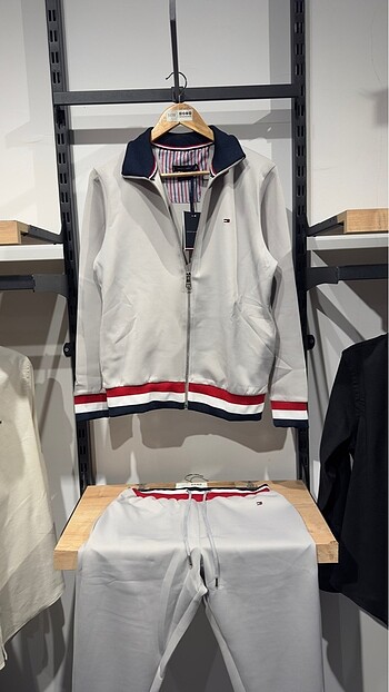 TOMMY HİLFİGER PREMİUM EŞOFMAN TAKIMI