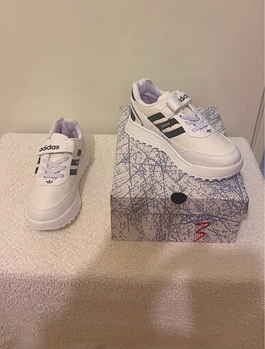 30 Beden Adidas cocuk ayakkabisi