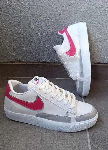 Nike Jumbo Spor Ayakkabı