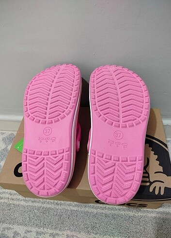 39 Beden Birinci sınıf kaliteli crocs terlik