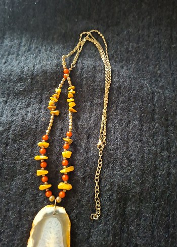 Uzun Altın Renkli Boncuklu Bohem Kolye - Görsel 3