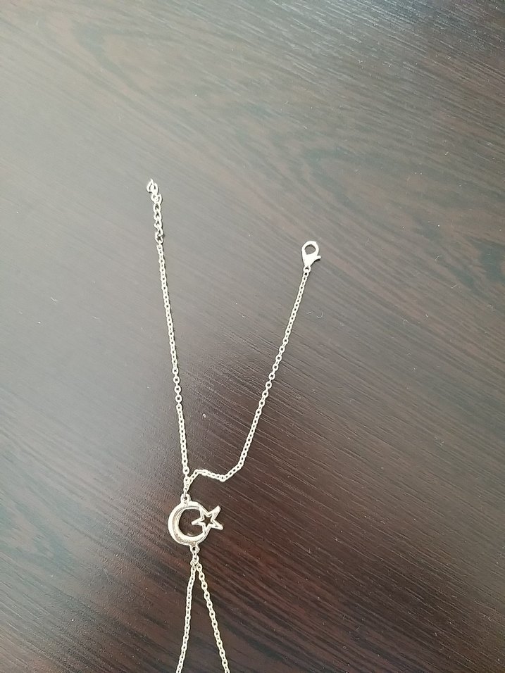 Zincir Detaylı Altın Renk Minimalist El Zinciri - Görsel 3