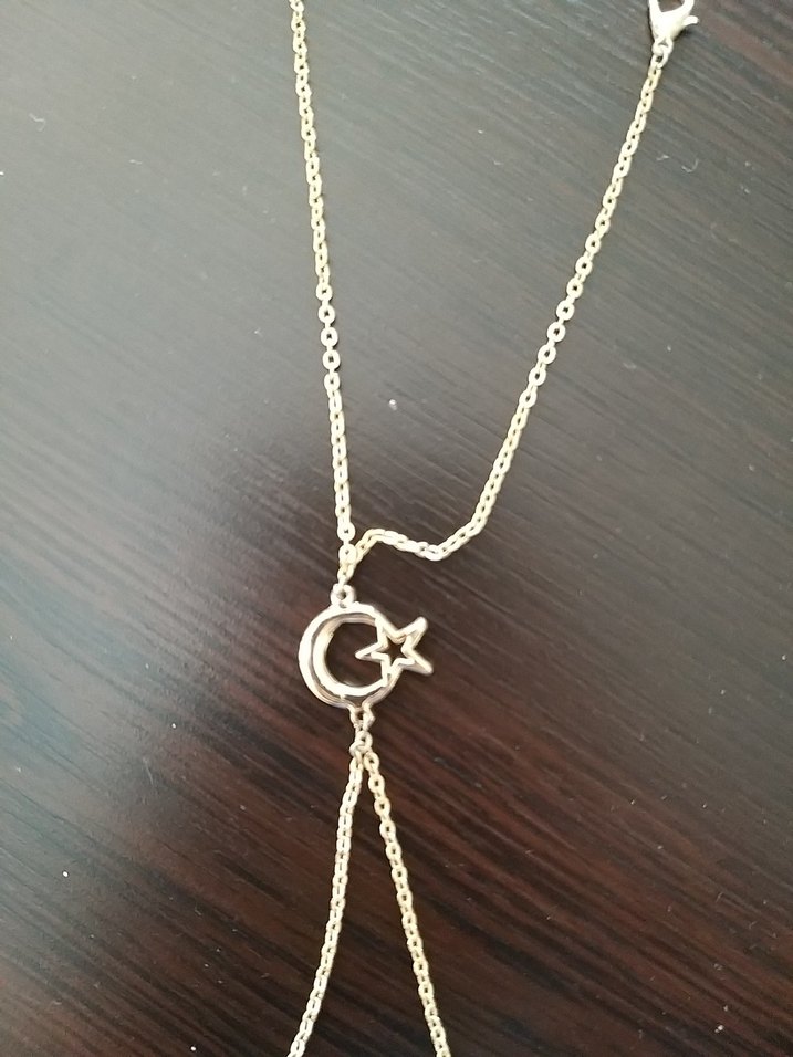 Zincir Detaylı Altın Renk Minimalist El Zinciri - Görsel 2