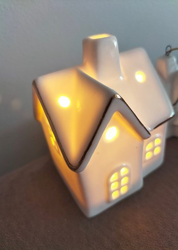 Beyaz Seramik Ev Şeklinde Mumluk ve Süs - Görsel 9