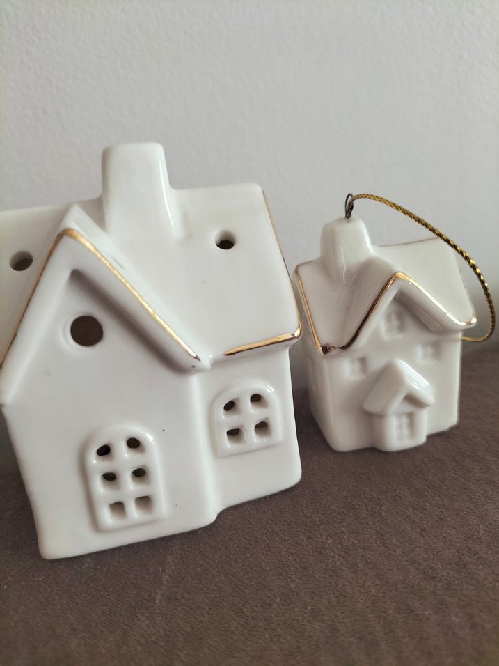 Beyaz Seramik Ev Şeklinde Mumluk ve Süs - Görsel 4