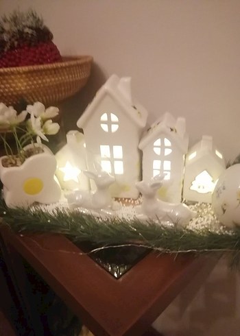 Beyaz Seramik Ev Dekoru ve Çiçekli Yumurta - Görsel 5