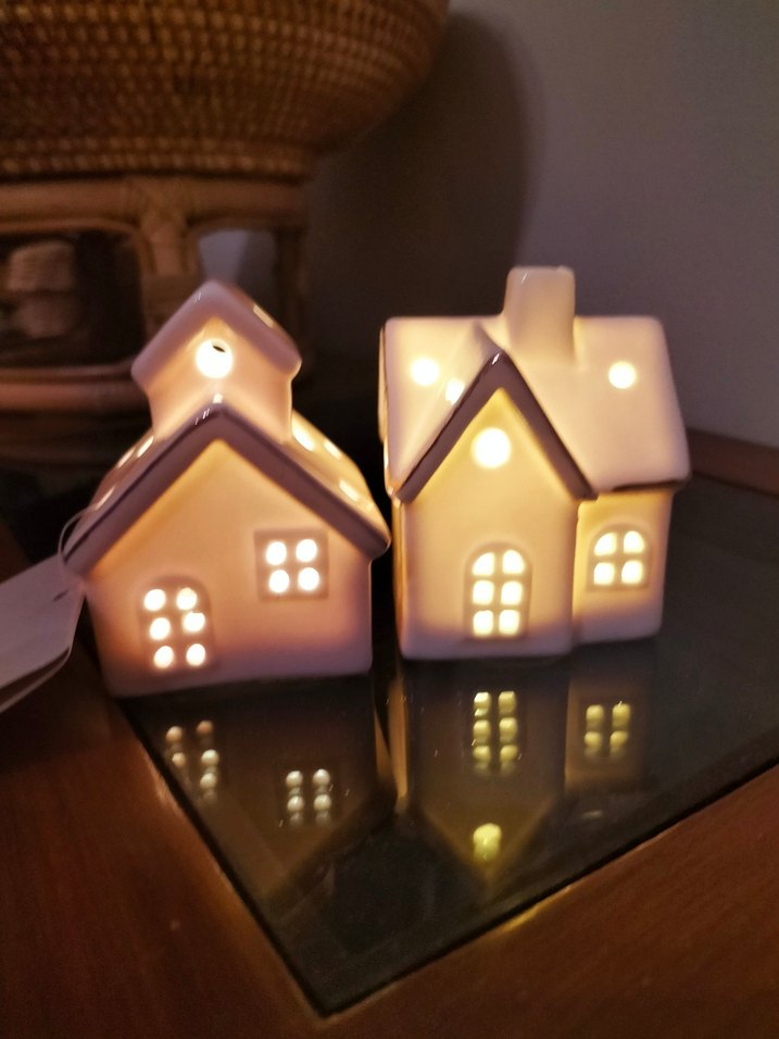 Beyaz Ev Şeklinde 2li - Görsel 3