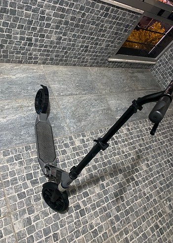 Koyu Siyah Çocuk Scooter - Görsel 2