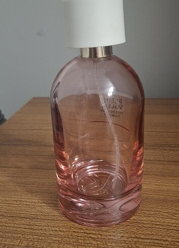 Yves Rocher Bos parfum şişesi