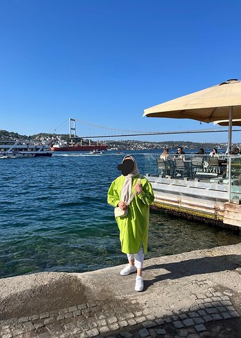 Çağla yeşili gömlek