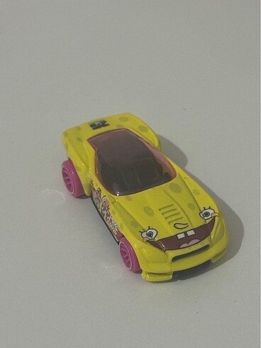  Beden HOTWHEELS SÜNGER BOB SPONGE BOB PONY-UP VERSİYON OYUNCAK ARABA K