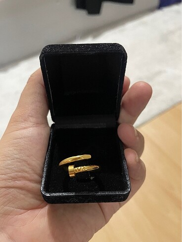 Cartier Cartier Yılan Çivi Yüzük
