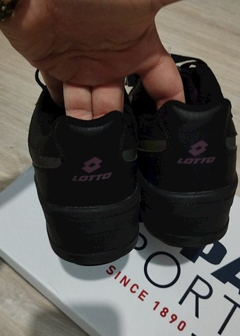 38 Beden siyah Renk Lotto Kadın Spor Ayakkabı