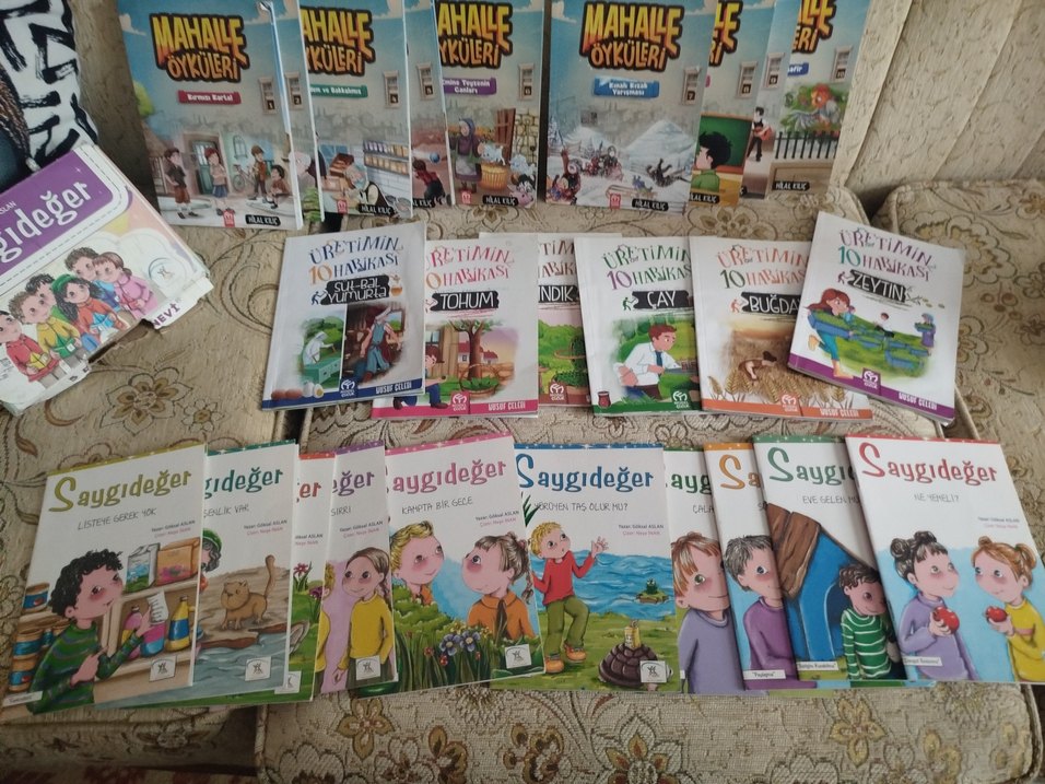 Çocuk Kitapları Seti - Mahalle Öyküleri ve Üretimin 10 Harikası - Görsel 2