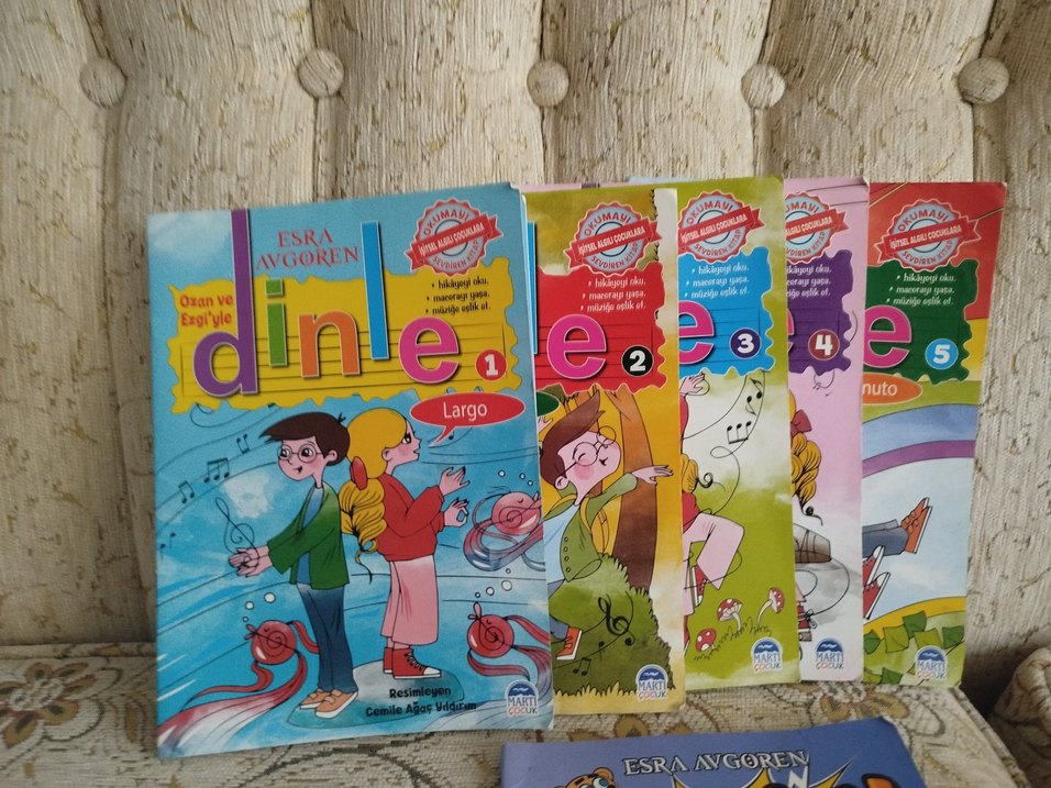 Çocuk Kitapları Seti - Mahalle Öyküleri ve Üretimin 10 Harikası - Görsel 3