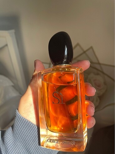 Giorgio armani Si kadın parfümü