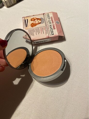 The Balm The balm cindy lou manizer