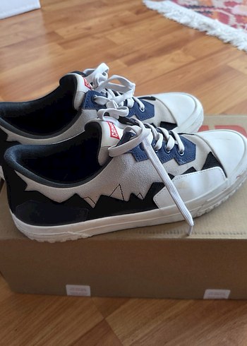 Camper Beyaz Gri Spor Ayakkabı Velcro