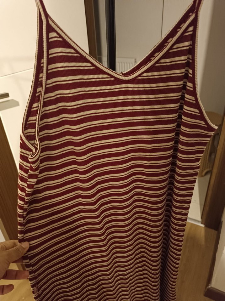 V Yaka Çizgili Uzun Rahat Elbise - Görsel 2