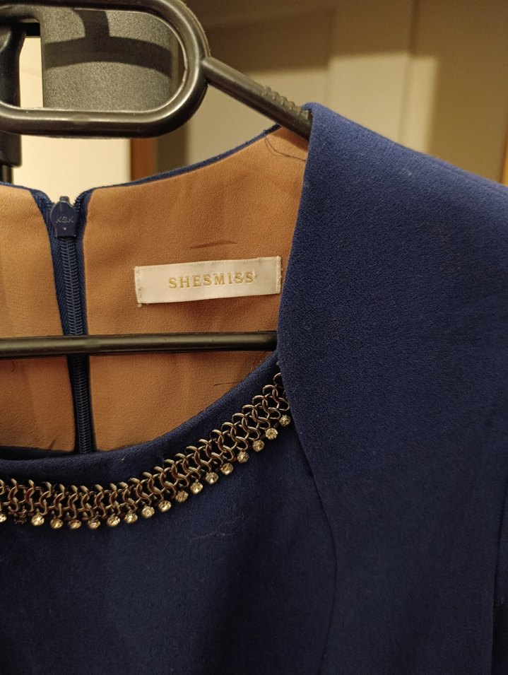 Zincir Detaylı Koyu Mavi Uzun Kollu Elbise - Görsel 3