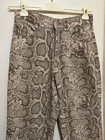 Zara Leopar desenli pantolon