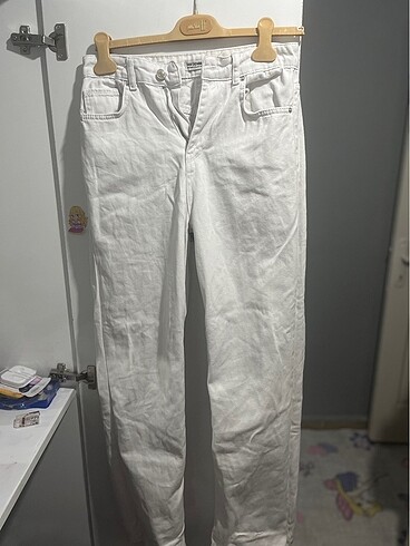 Zara Beyaz zara pantolon