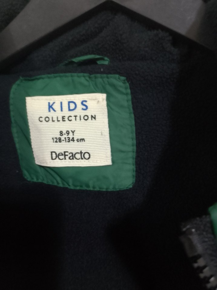 Erkek Çocuk Yeşil Fermuarlı Mont - Görsel 5