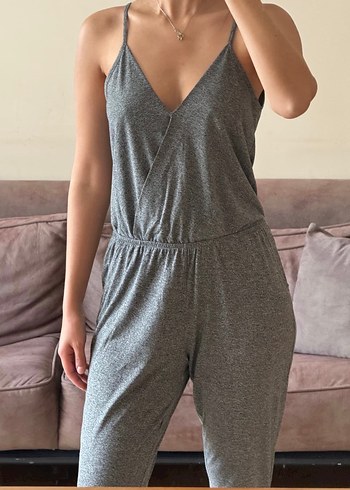 Gri V Yakalı Kadın Uzun Tulum - Görsel 3