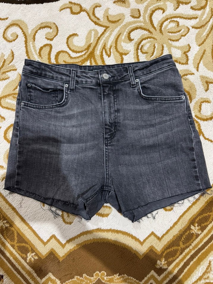 Siyah Dar Kesim Mini Kot Şort - Görsel 2