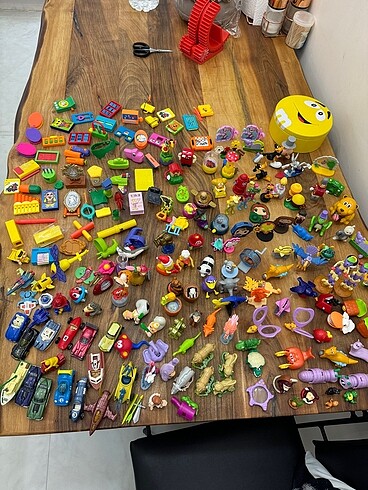  Kinder toybox oyuncak