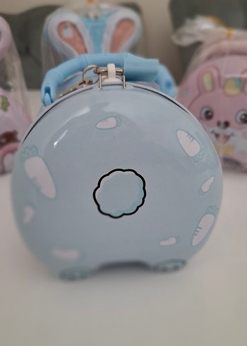Mavi Kulplu Tavşan Kumbara. Çocuk Ve Yetişkin. Kilitli Kumbara - Görsel 3