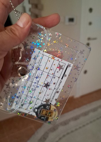 Zincir Detaylı Parlak Altın Kartlık - Görsel 2