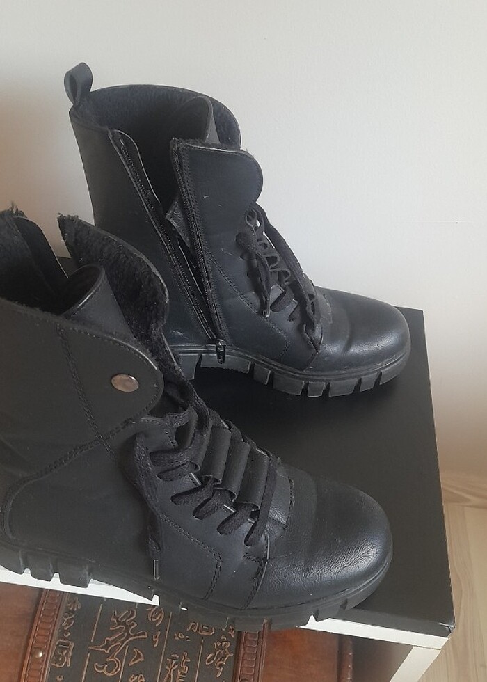 Kadin bot  - Görsel 2