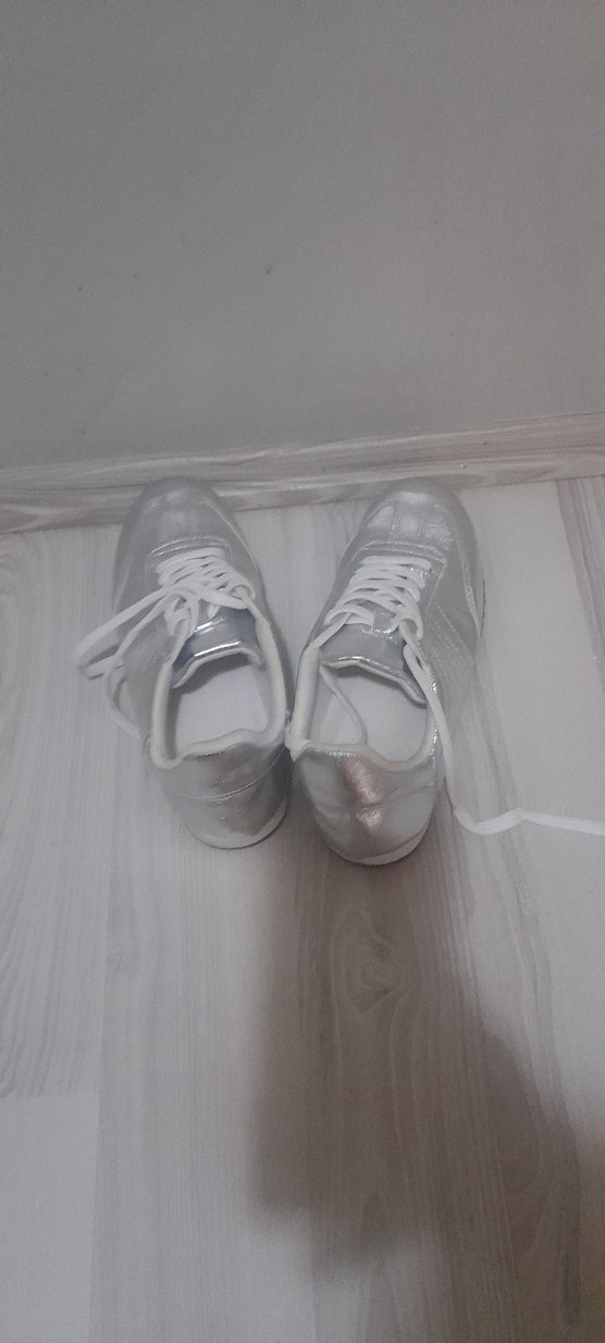 Beyaz Metalik Kadın Spor Ayakkabı - Görsel 5