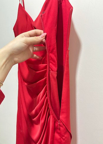 Saten Kırmızı Straplez Mini gece Elbisesi - Görsel 3