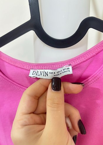 Dilvin Pembe Kadın Atlet - Görsel 2