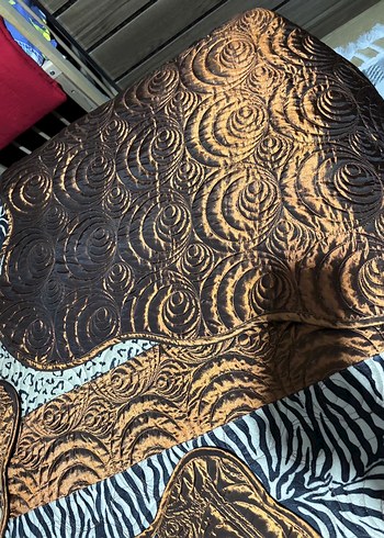 Kahverengi Zebra Desenli Yatak Örtüsü - Görsel 5