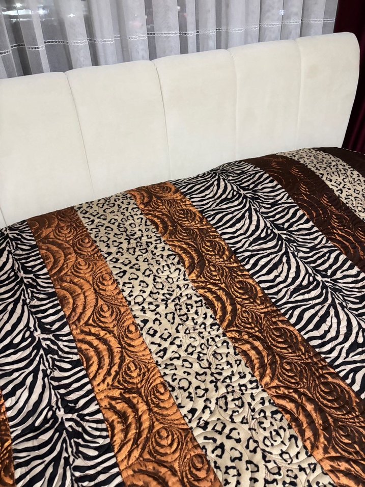 Kahverengi Zebra Desenli Yatak Örtüsü - Görsel 2