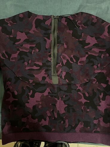 Nike nike tech fleece sweatshirt