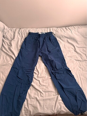 bershka paraşüt pantolon
