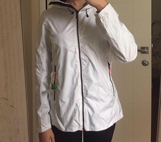 xs Beden beyaz Renk Decathlon Sporcu Yağmurluğu