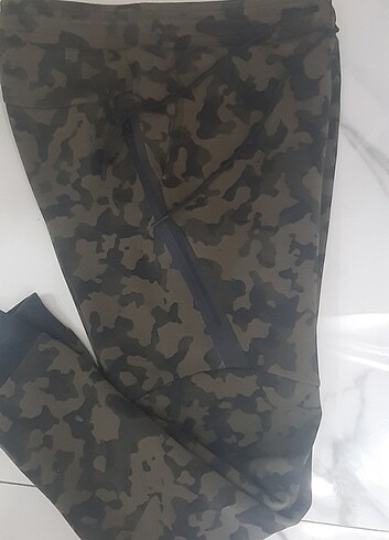 s Beden Nike Men's Khaki and Black Joggers-track
